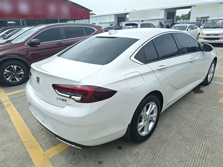 Фото 7 - Buick Regal