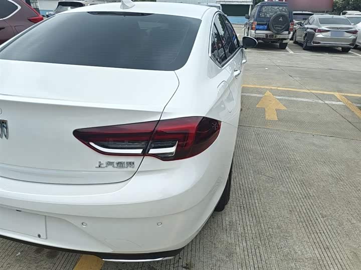 Фото 8 - Buick Regal