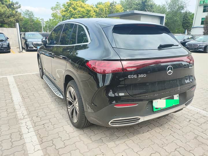 Photo 6 - Mercedes-Benz EQE SUV