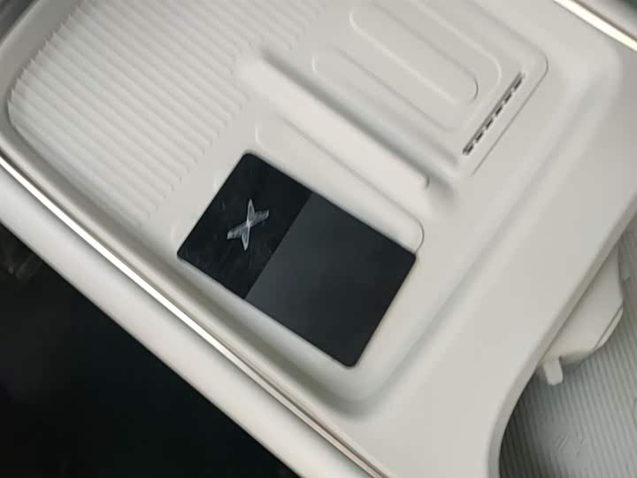 Photo 9 - XPeng F57