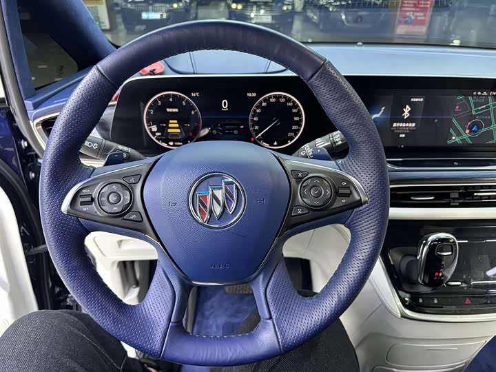 Buick GL8 ES 2021 2021款 Avenir艾维亚 四座尊礼版