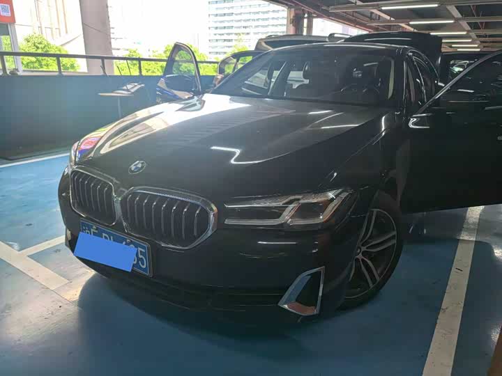 Фото 1 - BMW 5 Series