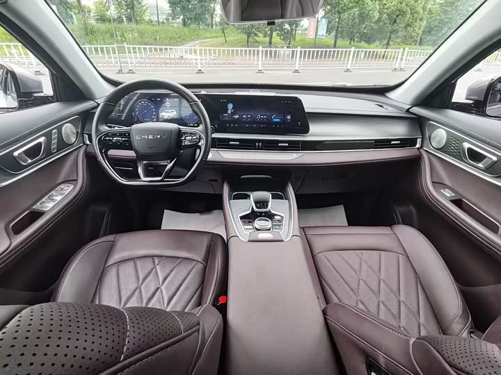 Zdjęcie 5 - Chery Tiggo 8 Pro