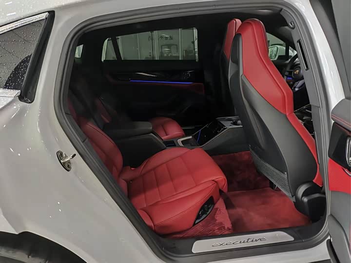 Zdjęcie 3 - Porsche Panamera