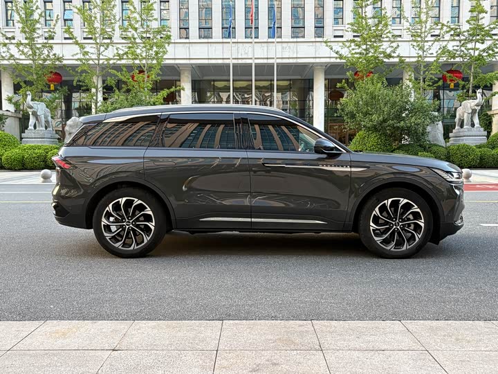 Lincoln Nautilus 2023 2023款 2.0T 四驱尊睿版