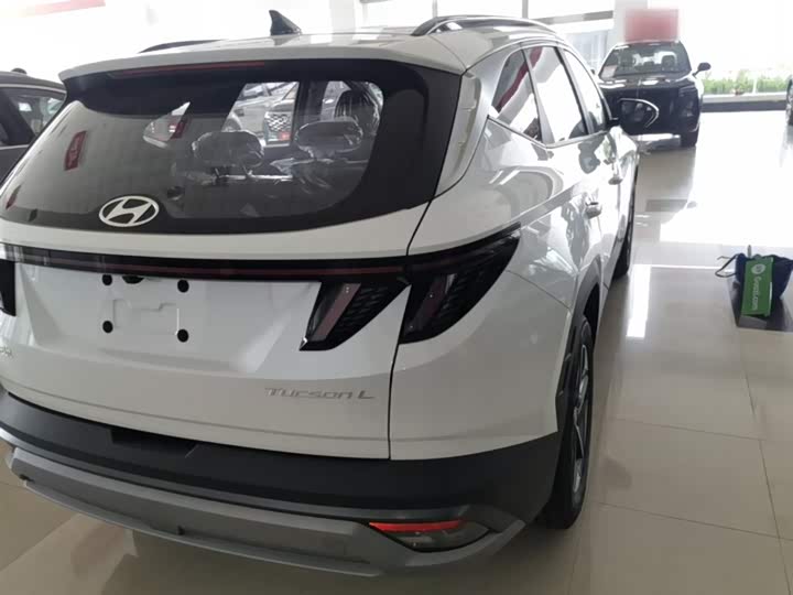 Фото 7 - Hyundai Tucson L