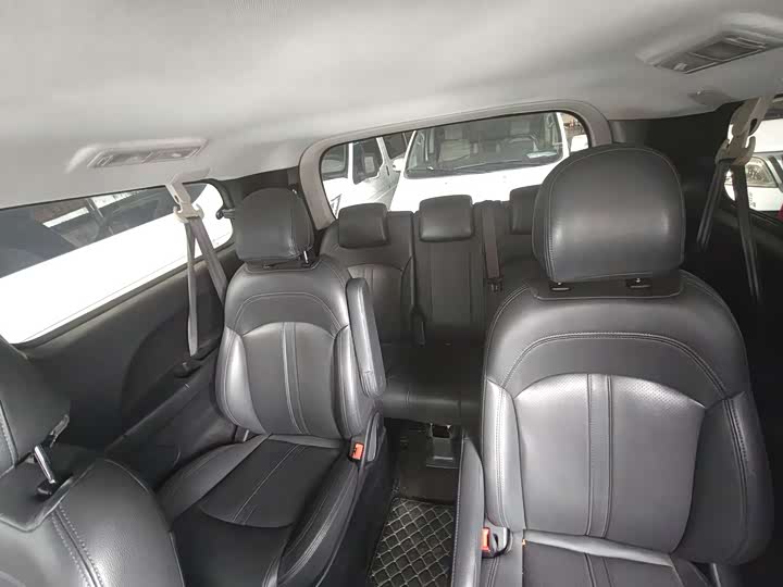 Maxus G10 2022 2022款 2.0T 自动智享版 汽油 7座