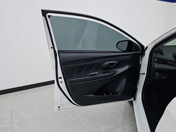 Toyota Vios 2022 2022款 1.5L 20周年纪念版
