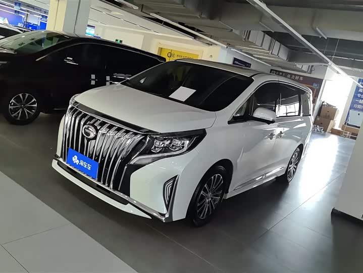 Фото 1 - GAC Trumpchi M8