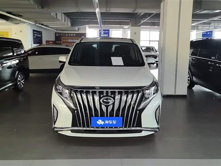Фото 2 - GAC Trumpchi M8