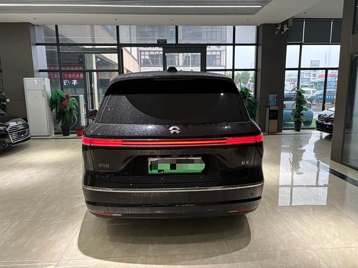 Nio ES8 2026 2026款 六座行政豪华版