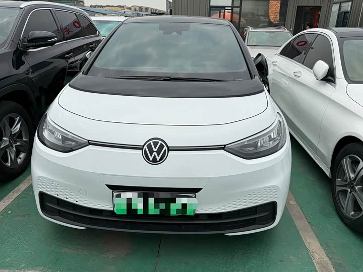 Photo 2 - Volkswagen ID.3
