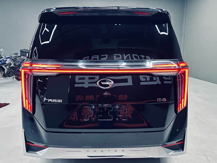 Фото 4 - GAC Trumpchi M8