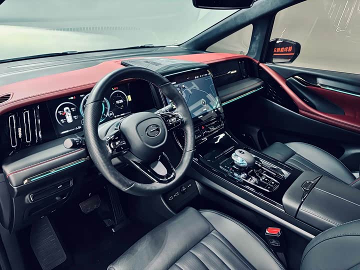 Фото 7 - GAC Trumpchi M8