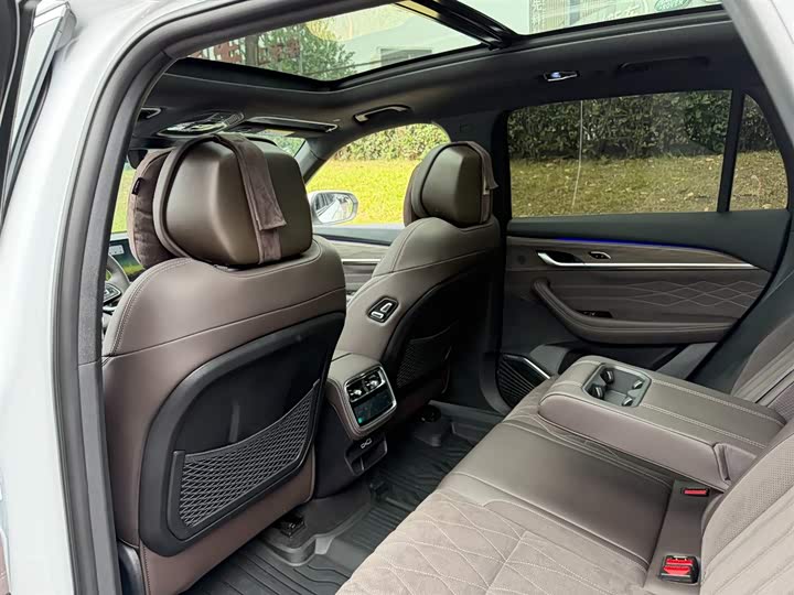 Geely Monjaro 2026 2026款 东方曜 2.0TD 自动揽星版