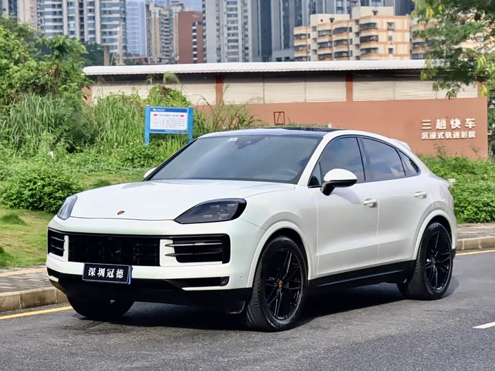 Фото 1 - Porsche Cayenne