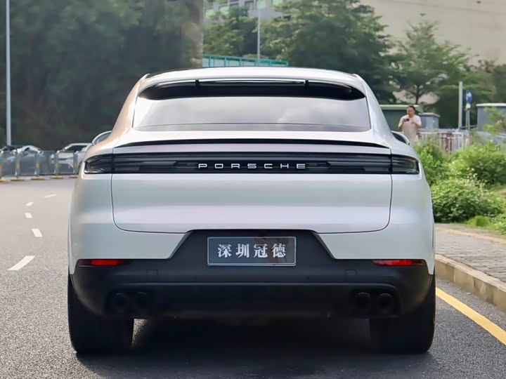 Фото 5 - Porsche Cayenne