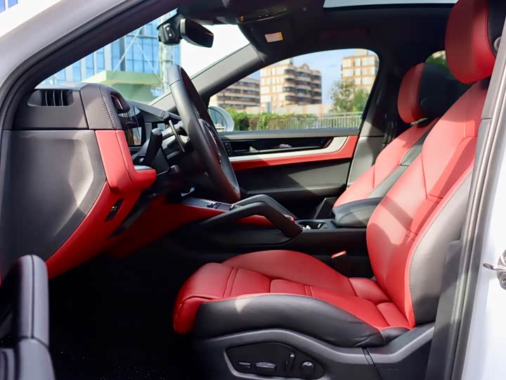 Фото 7 - Porsche Cayenne