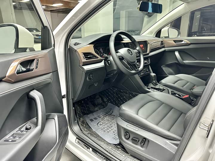 Volkswagen Tharu 2021 2021款 280TSI 两驱豪华版