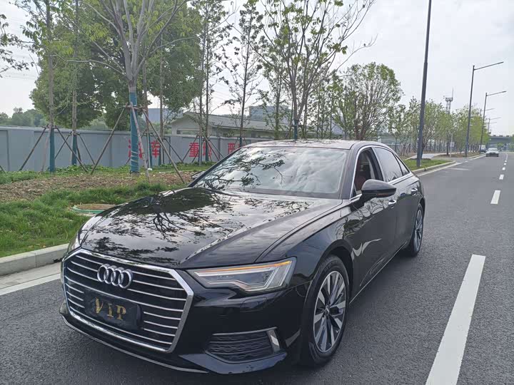 صورة 1 - Audi A6L