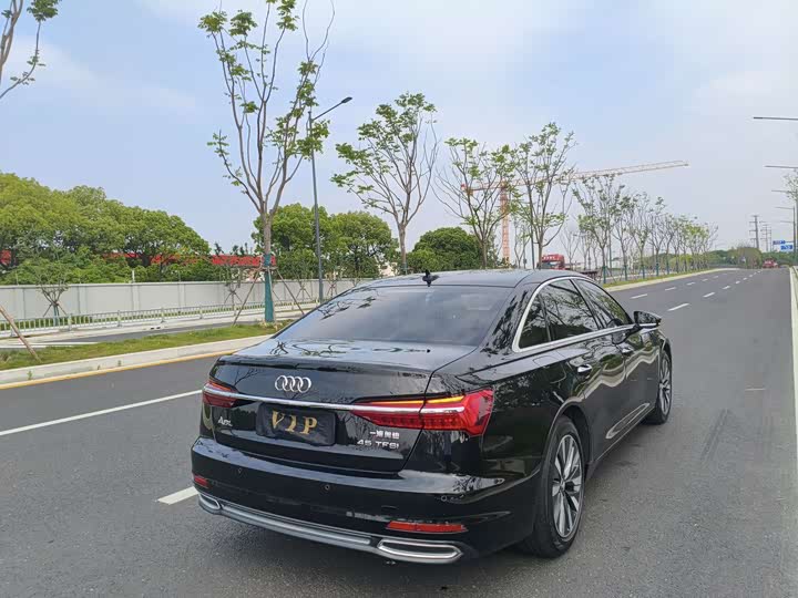 صورة 3 - Audi A6L