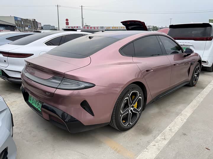 Фото 6 - Xiaomi SU7