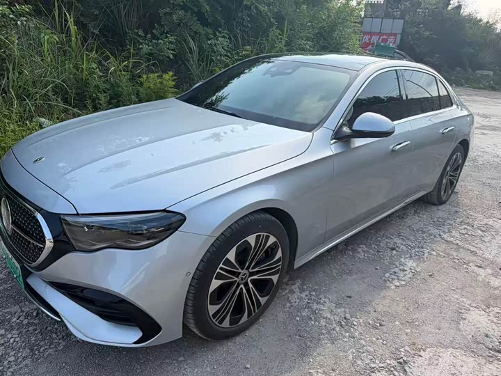Photo 2 - Mercedes-Benz E-Class Hybrid