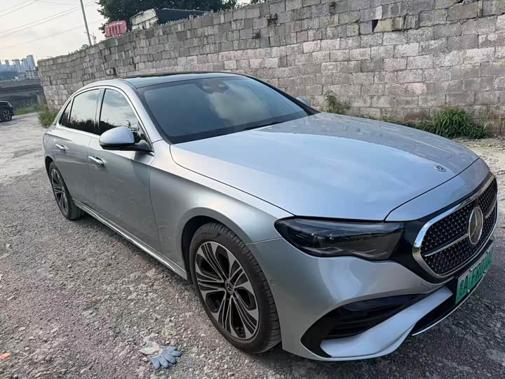 Photo 3 - Mercedes-Benz E-Class Hybrid