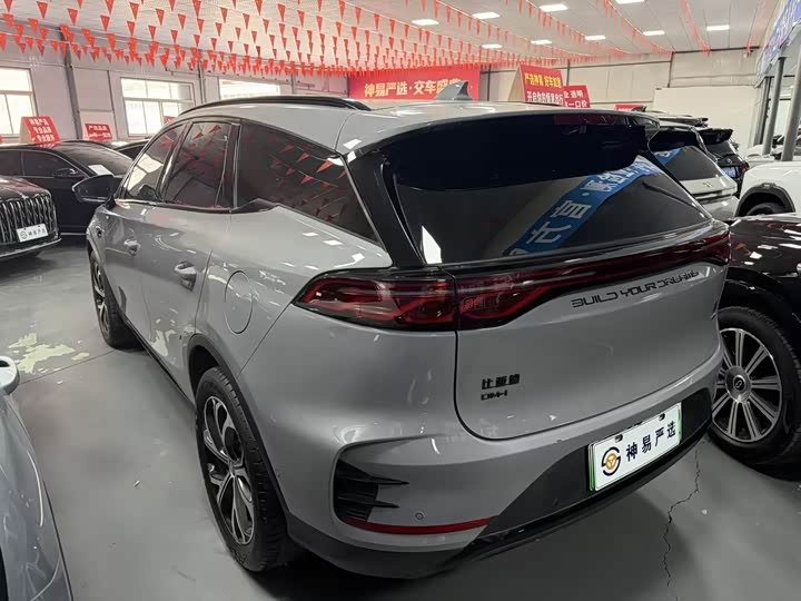 2025 BYD Tang Hybrid/EV