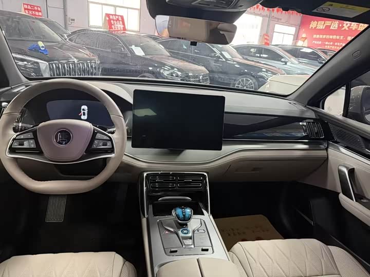 Фото 7 - BYD Tang Hybrid/EV