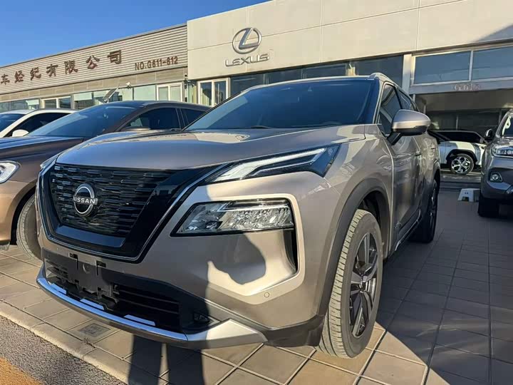 Zdjęcie 2 - Nissan X-Trail