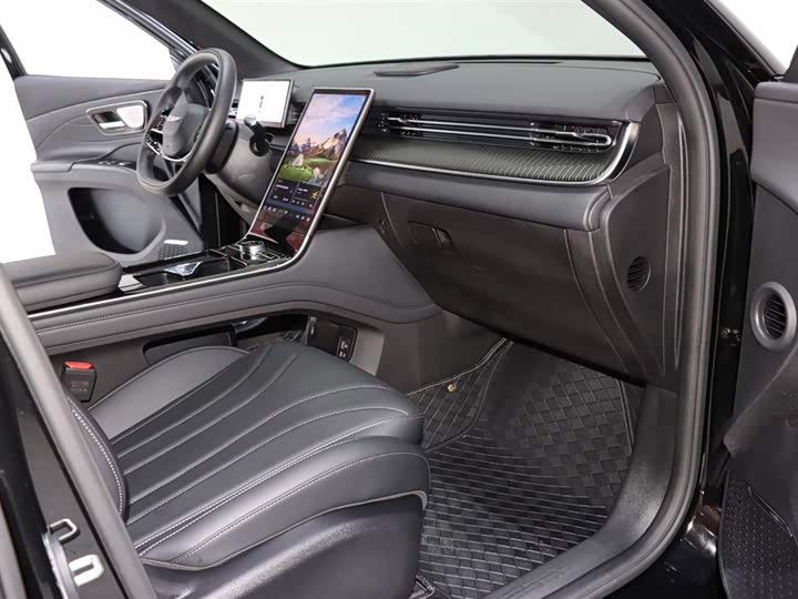 Chery Tiggo 8 2026 2026款 第五代 豹款 鲲鹏1.6T 自动豪华型