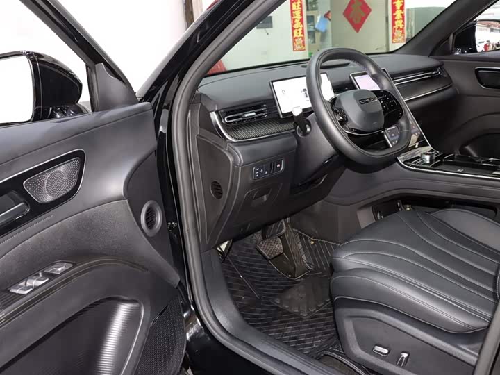 Chery Tiggo 8 2026 2026款 第五代 豹款 鲲鹏1.6T 自动豪华型