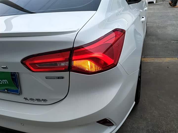 Ford Focus 2021 2021款 三厢 EcoBoost 180 自动ST Line