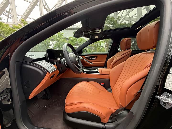 Фото 8 - Mercedes-Benz S-Class