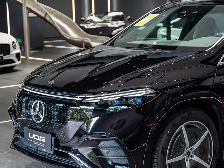 2025 Mercedes-Benz EQS