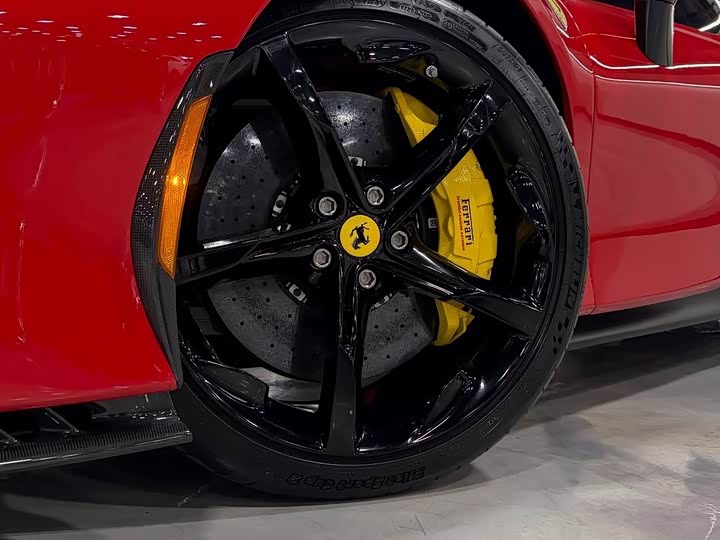 Фото 6 - Ferrari SF90