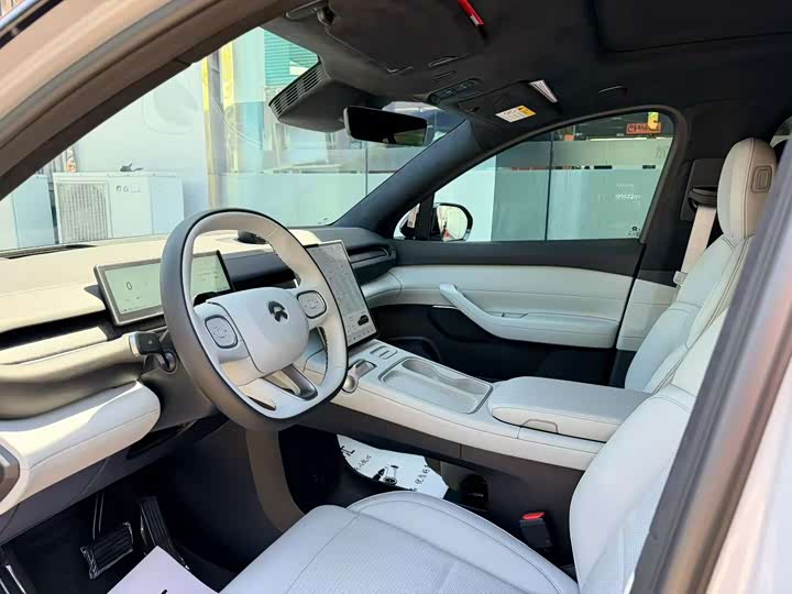 Фото 4 - Nio ES6