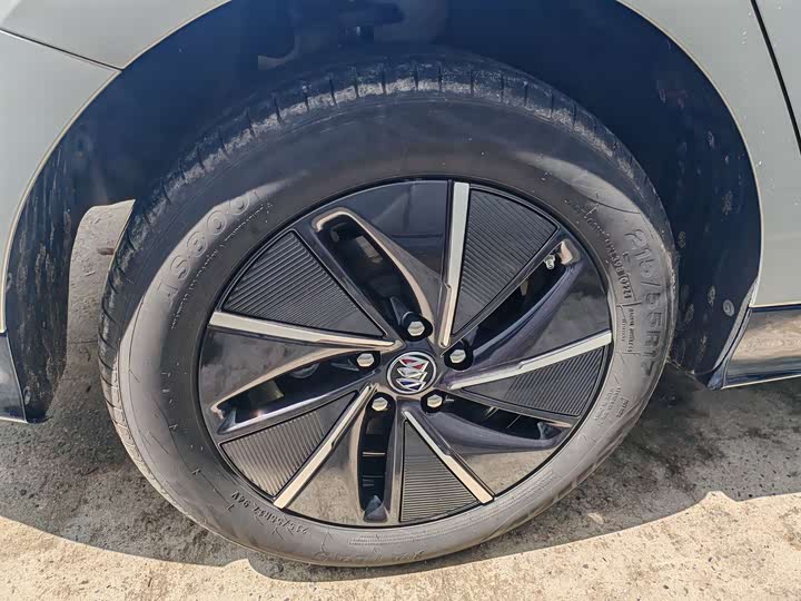 Фото 9 - Buick Velite 6