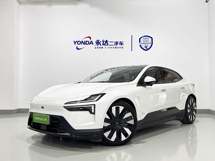 2024 Polestar 4