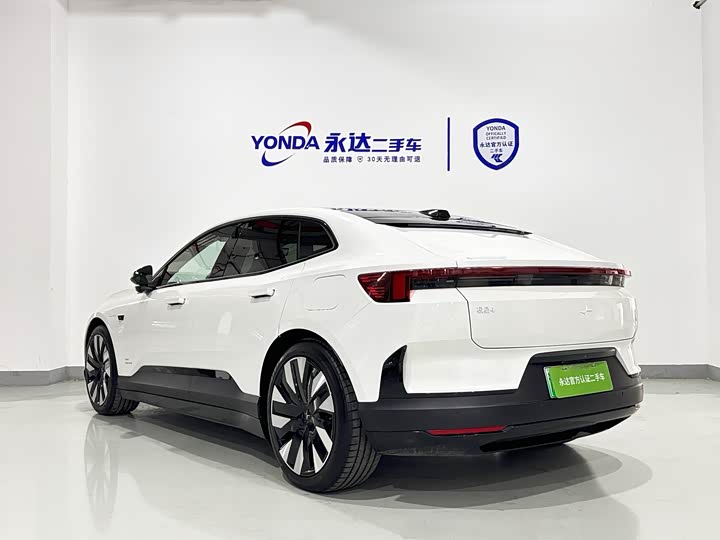2024 Polestar 4