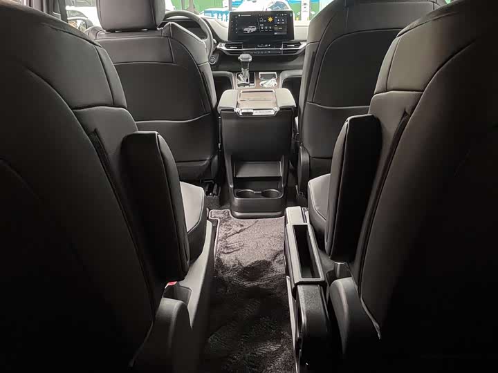 Toyota Sienna 2026 2026款 2.5L 双擎两驱豪华版