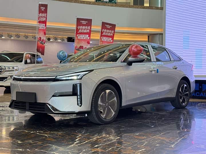 Geely Galaxy L6 2025 2025款 EM-i 140km 探索+版