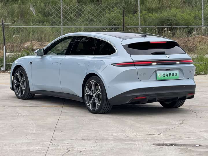 Zdjęcie 4 - Nio ET5T
