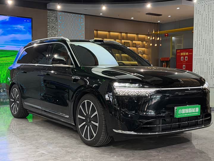 Aito M9 2025 2025款 增程 Ultra版 52kWh 5座版 (192线激光雷达）