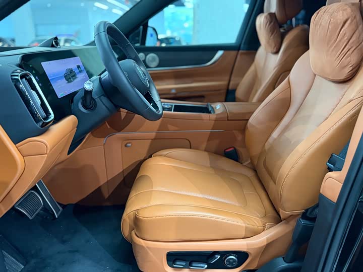 Aito M9 2025 2025款 增程 Ultra版 52kWh 5座版 (192线激光雷达）