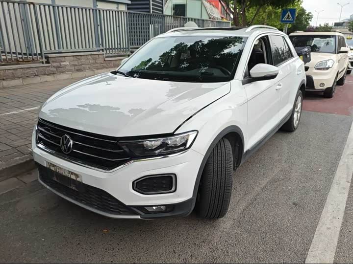 Фото 1 - Volkswagen T-Roc