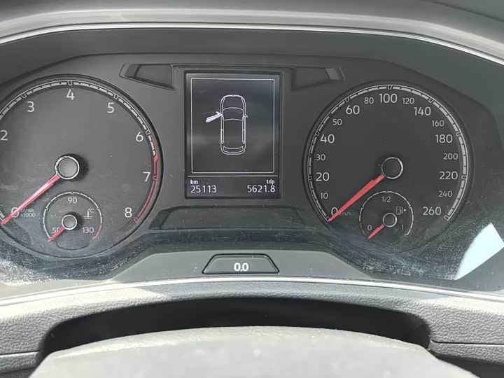 Фото 6 - Volkswagen T-Roc