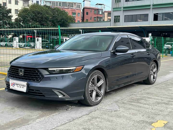 Zdjęcie 1 - Honda Accord