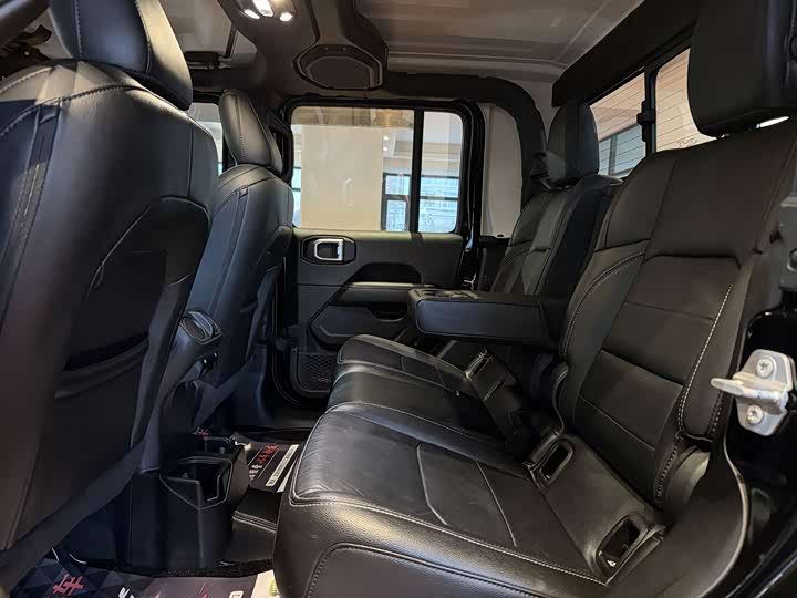 Jeep Gladiator 2022 2022款 3.6L 先行版